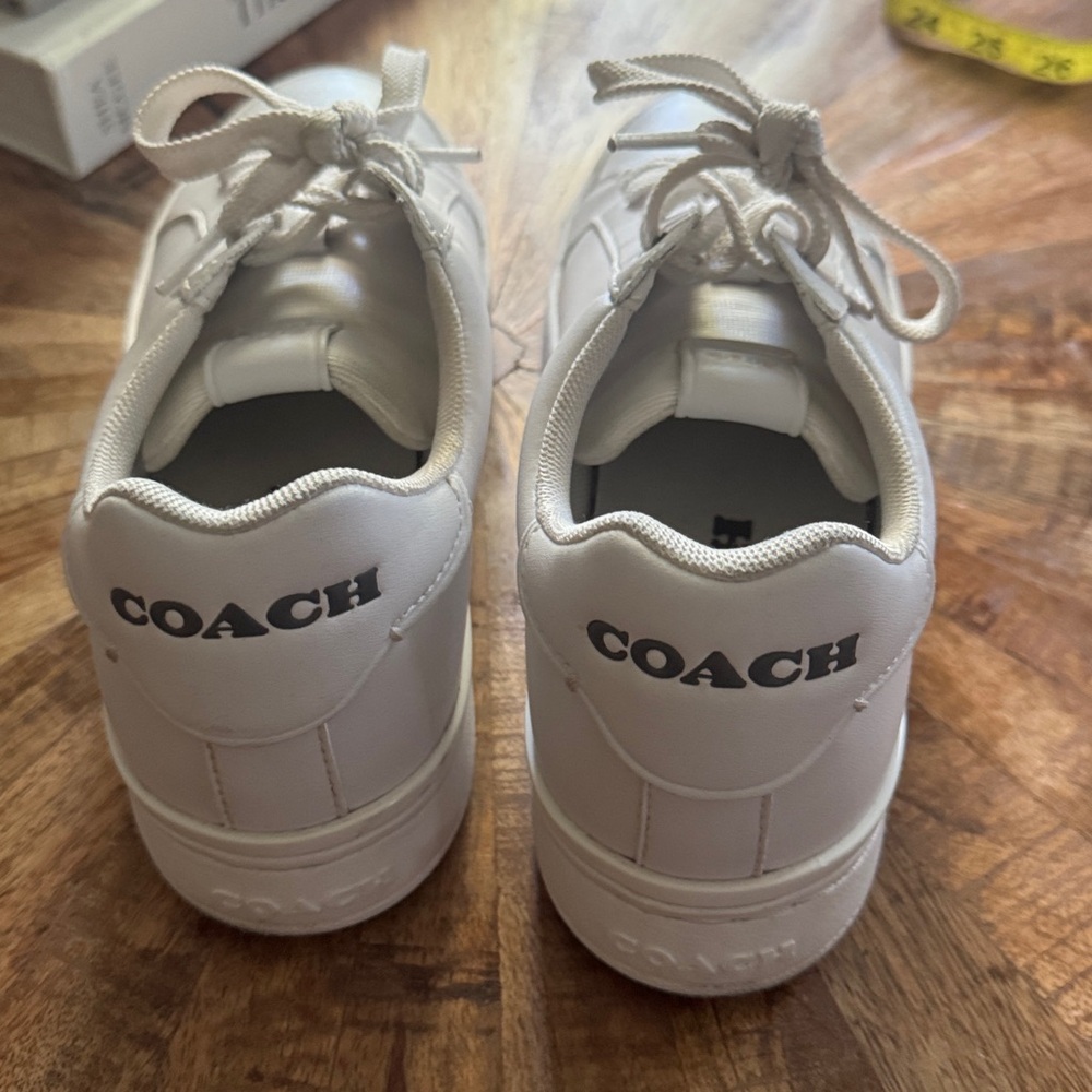Coach Lowline leather Low Top Sneakers in optic White Size 7B - Picture 2 of 8